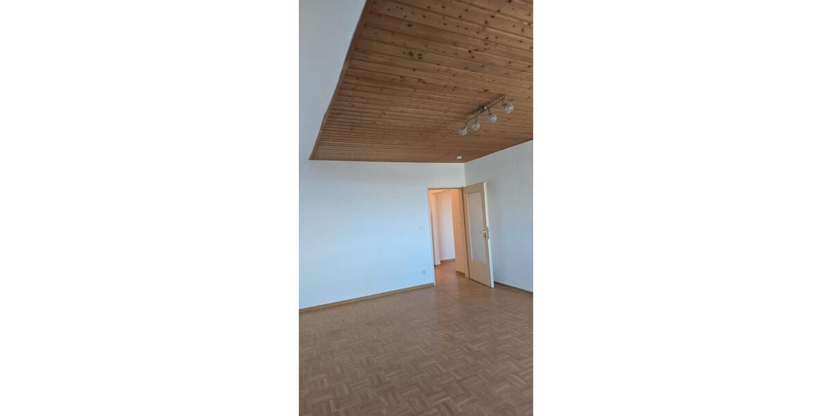 Dachgeschoßwohnung Koblenz Arenberg-Immendorf - 2 Zimmer, 64 m&sup2;, 584&euro; | Angebot:26147984
