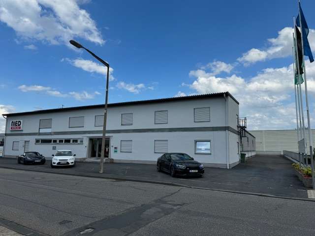 Halle in Neuwied 995.000 € 1450 m² zimmer