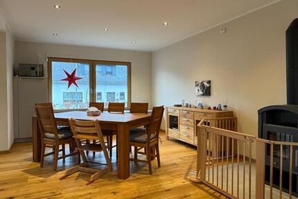 Kernsaniertes Einfamilienhaus mit Wärmepumpe, PV, Keller & Speich 5 zimmer