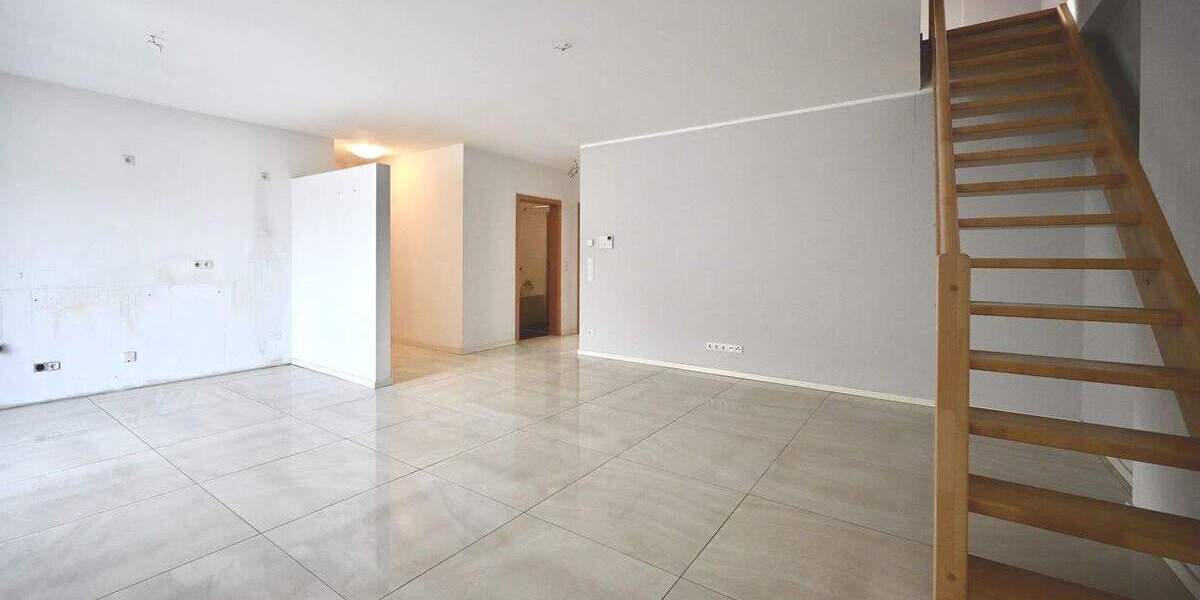 Stilvolle Maisonette-Dachgeschosswohnung mit zwei Balkonen und modernem Wohnkonzept! 4 zimmer