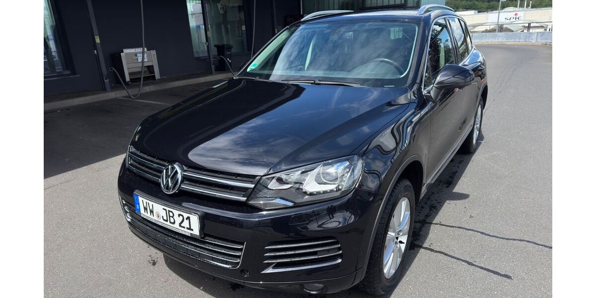 VW Touareg 183.000 km 20.000 &euro; Gackenbach 56412