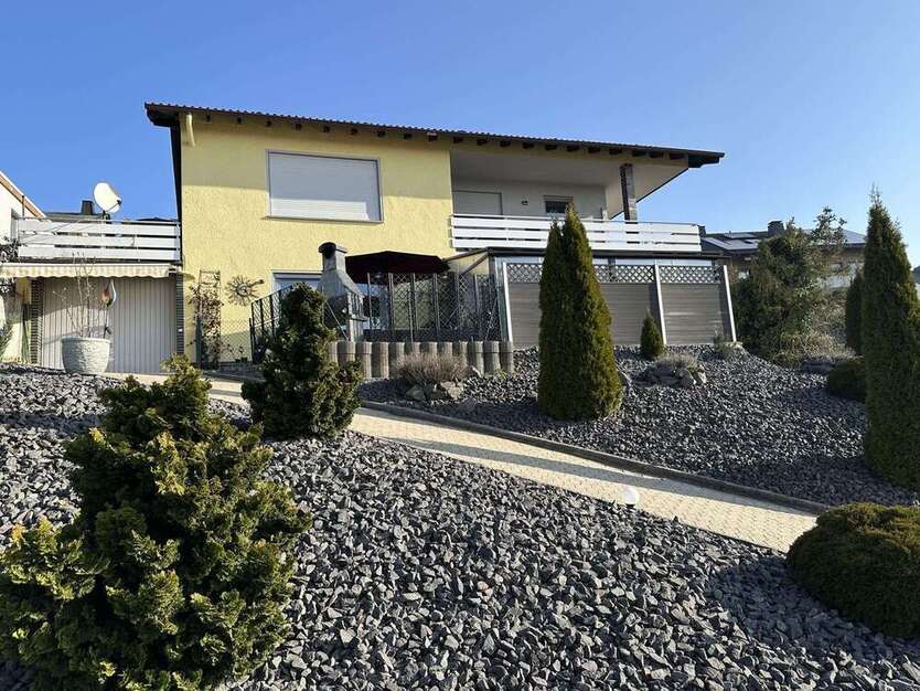 Haus zum Kaufen in Niederzissen 350.000 € 151.19 m²
