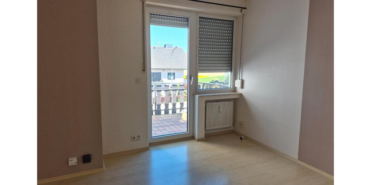 Dachgeschoßwohnung Mayen - 3 Zimmer, 68 m&sup2;, 600&euro; | Angebot:26384598
