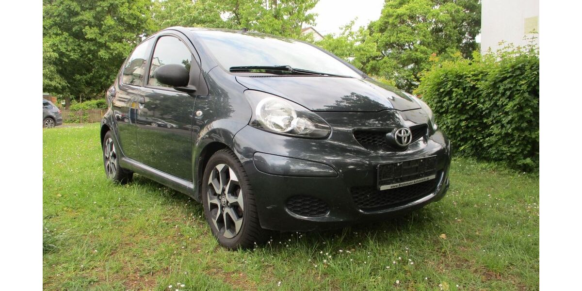 Toyota Aygo (X) 161.100 km 1.000 &euro; Neuwied 56564
