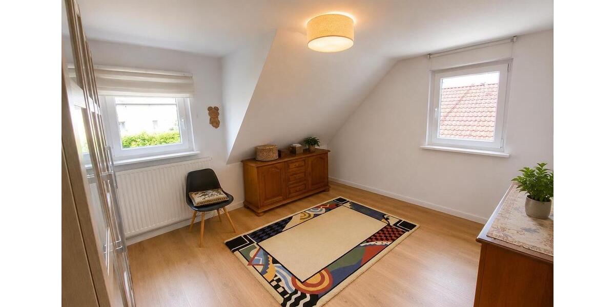 Dachgeschoßwohnung Bendorf - 3 Zimmer, 80 m&sup2;, 195.000&euro; | Angebot:27022556
