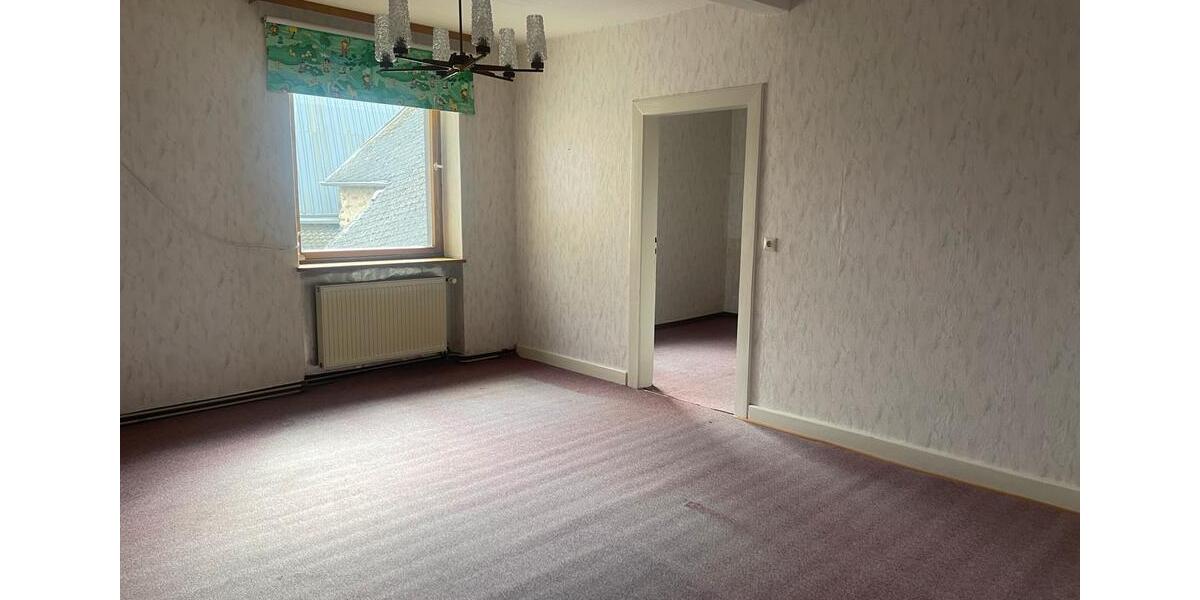 Bauernhaus, Landhaus Kobern-Gondorf Gondorf - 6 Zimmer, 120 m&sup2;, 140.000&euro; | Angebot:25275802