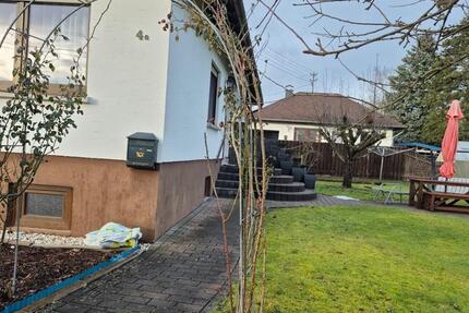 Haus Hundsangen - 4 Zimmer, 140 m&sup2;, 299.000&euro; | Angebot:26445141