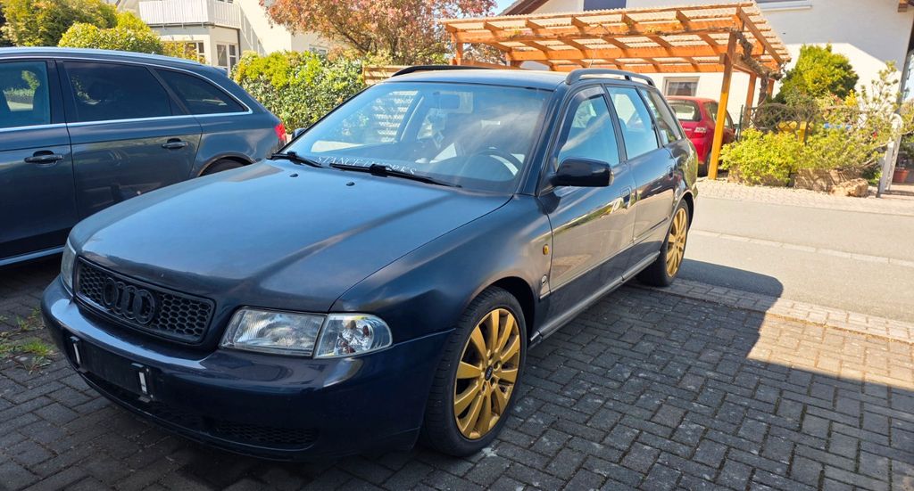 Audi A4 293.600 km 2.000 &euro; Nastatten 56355