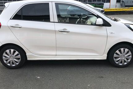 Kia Picanto 63.688 km 4.200 &euro; Altendiez 65624