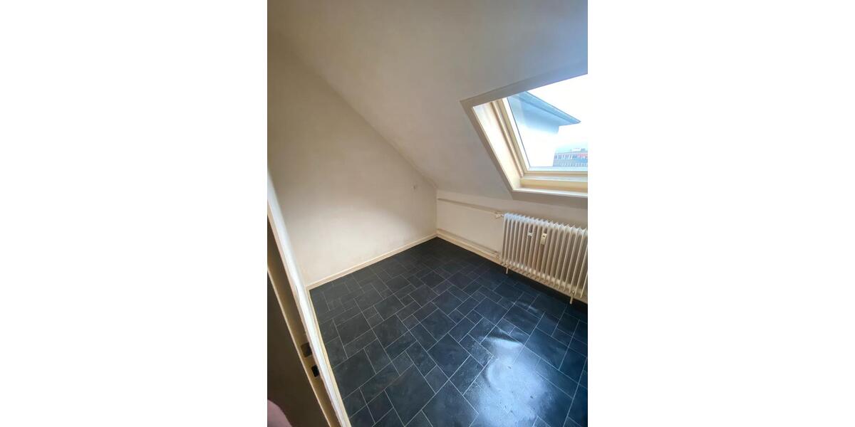 Nachmiete 3 Zimmer Wohnung in Zentraler lage 3 zimmer