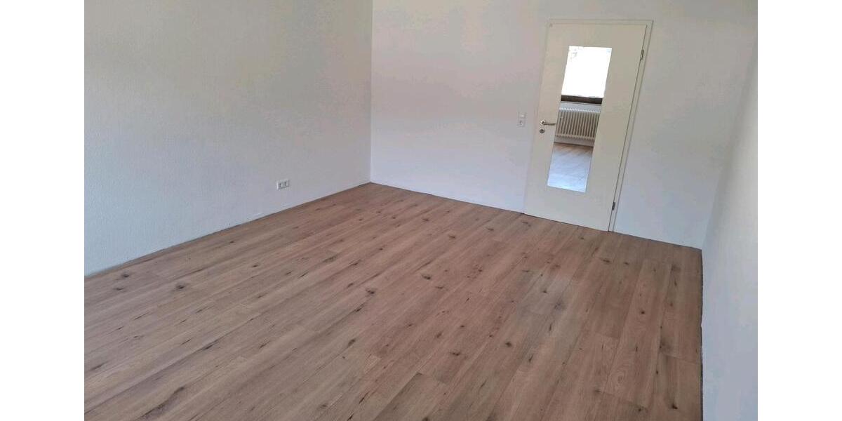 Etagenwohnung Lahnstein - 3 Zimmer, 110 m&sup2;, 225.000&euro; | Angebot:25612266