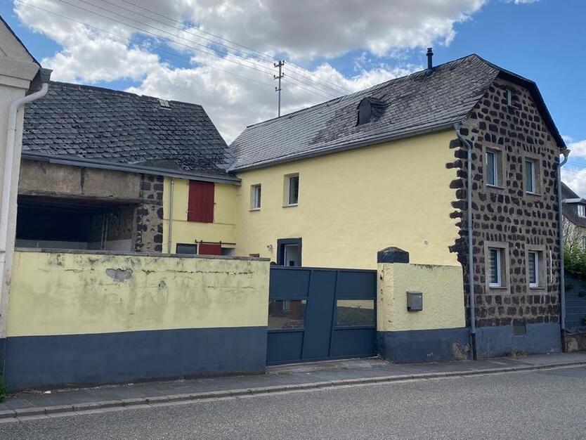 Einfamiliehaus mit Charme und Ausbaupotential im Ortskern