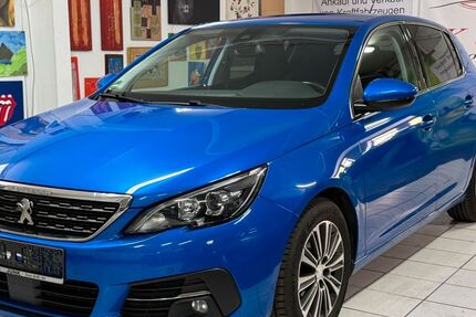Peugeot 308 178.000 km 8.500 &euro; Mayen 56727