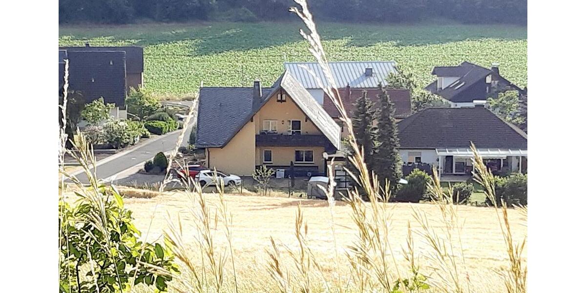 Dachgeschoßwohnung Saffig - 3 Zimmer, 105 m&sup2;, 234.000&euro; | Angebot:25038147