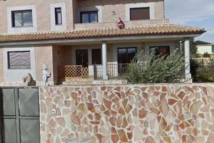 Haus zum Kaufen in Morales del Vino 453.500 € 595 m²