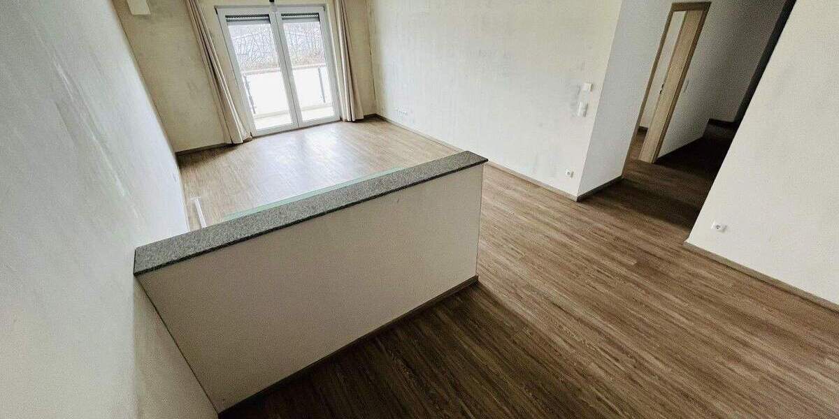 Etagenwohnung Andernach - 3 Zimmer, 98 m&sup2;, 1.180&euro; | Angebot:25094869