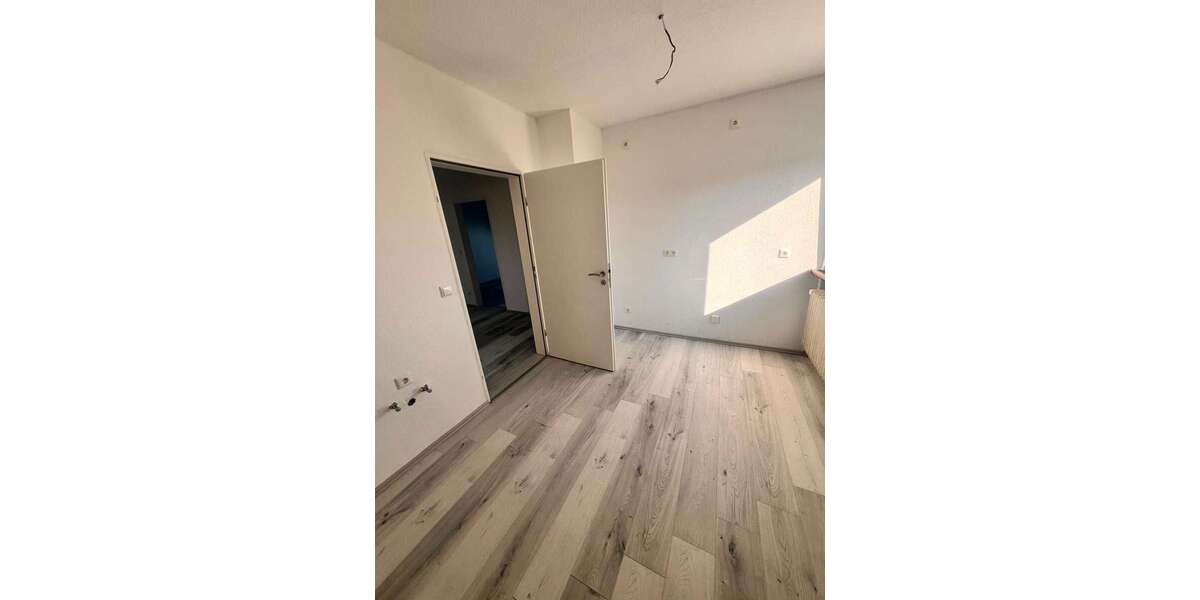 Mehrfamilienhaus als Rendite-Perle im Einzugsgebiet NRWHessen mit Turbo & 4,9 % Einstiegsrendite! - Mehrfamilienhaus, Wohnhaus Breitscheid | Angebot:26145008