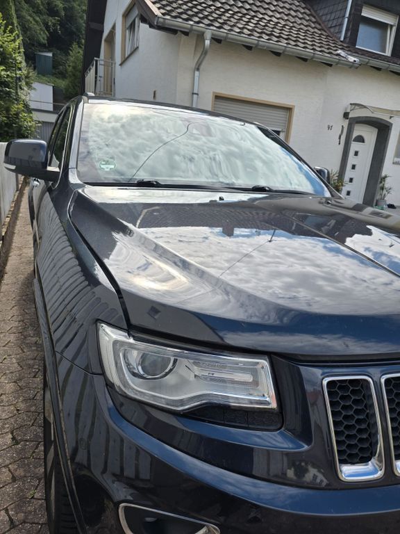Grand Cherokee