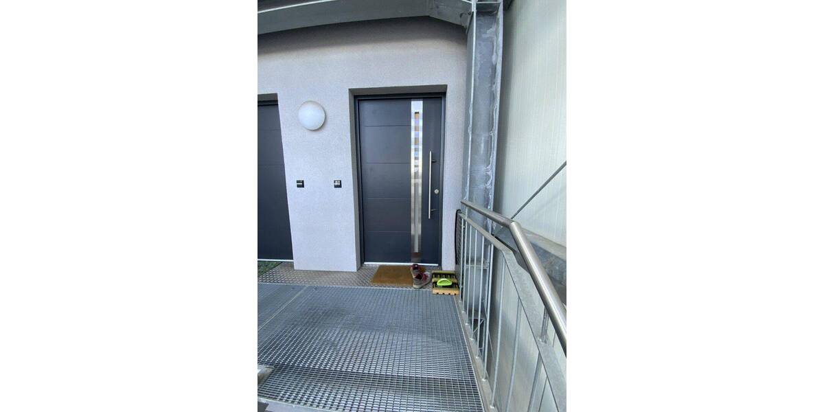 Etagenwohnung Kruft - 2 Zimmer, 65 m&sup2;, 700&euro; | Angebot:26929390