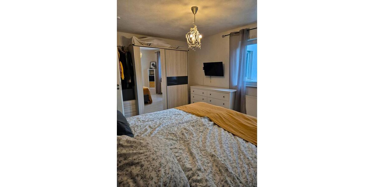 Etagenwohnung Brey - 3 Zimmer, 90 m&sup2;, 200.000&euro; | Angebot:27122020