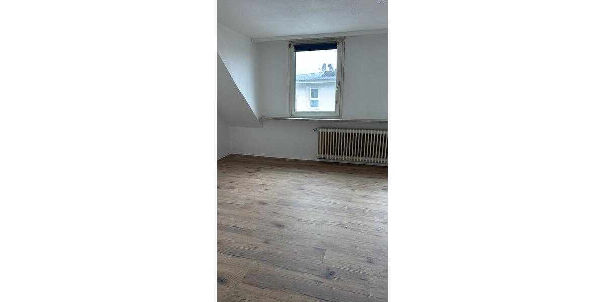 Dachgeschoßwohnung Koblenz Horchheim - 3 Zimmer, 75 m&sup2;, 850&euro; | Angebot:25638101