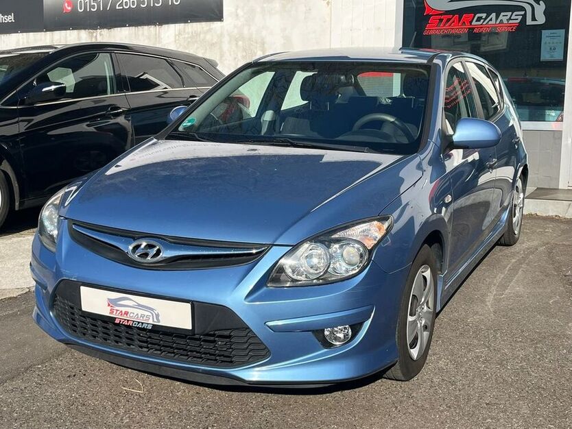 i30