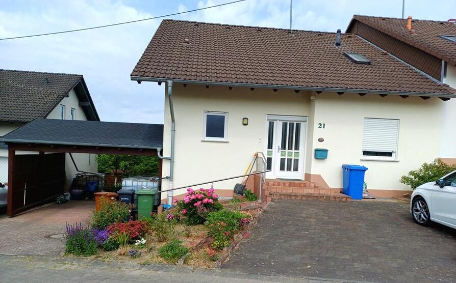 Doppelhaushälfte in Kleinmaischeid