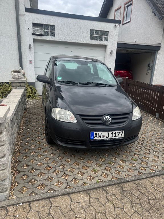 VW Fox 49.000 km 2.900 € Brohl 56656
