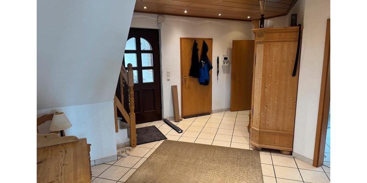 Einfamilienhaus Beltheim - 7 Zimmer, 217 m&sup2;, 469.000&euro; | Angebot:27066384