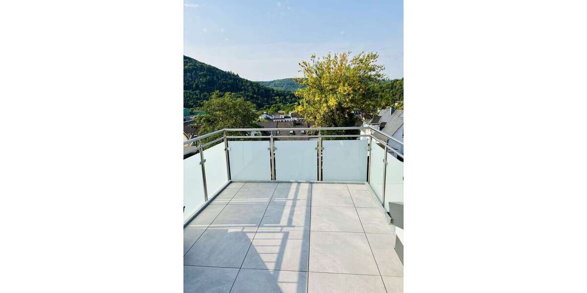 Modernes Wohnen in Nassau: 3 Zimmer mit Klima & 2 sonnigen Balkonen 3 zimmer