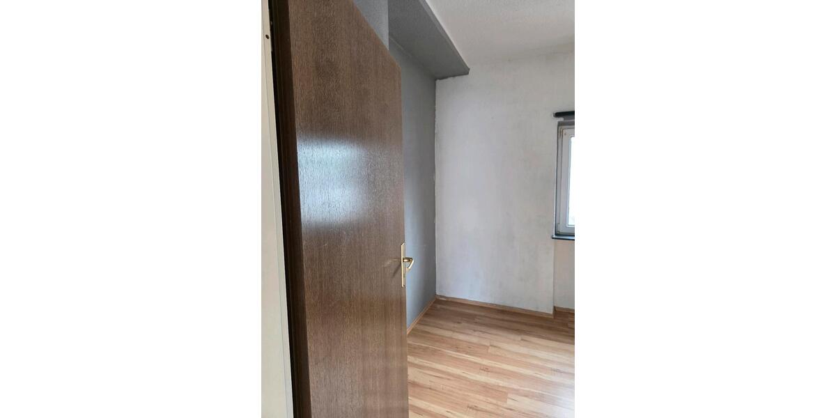 Etagenwohnung Brey - 2 Zimmer, 65 m&sup2;, 750&euro; | Angebot:26662809