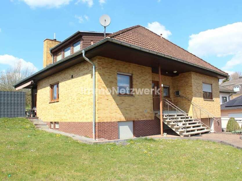 Haus zum Kaufen in Dreikirchen 532.000 € 140 m²