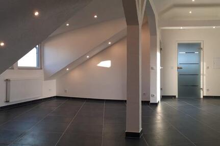 Helle, kernsanierte Wohnung mit Blick über Andernach