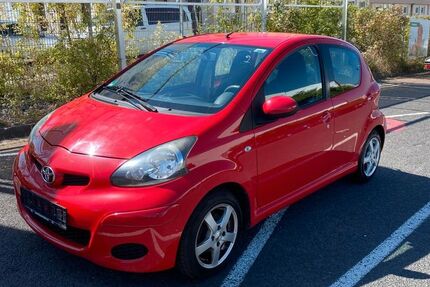 Toyota Aygo (X) 136.000 km 3.300 € Diez 65582