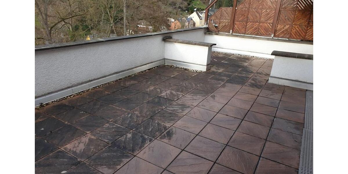 Von Privat ! 2-Zimmer Wohnung mit großer Terrasse + überd. Stellp 2 zimmer