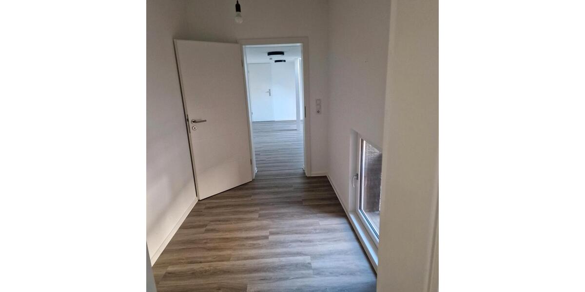 Etagenwohnung Mülheim-Kärlich Kärlich - 3 Zimmer, 90 m&sup2;, 1.020&euro; | Angebot:26179242