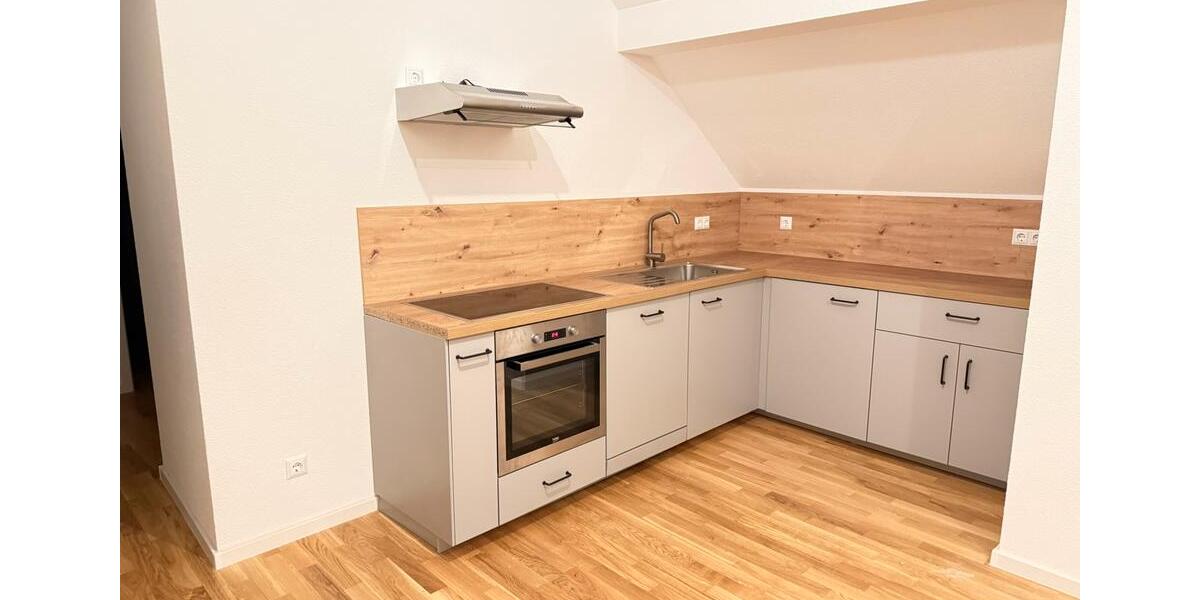 Dachgeschoßwohnung Ransbach-Baumbach Baumbach - 2.5 Zimmer, 90 m&sup2;, 850&euro; | Angebot:25553210