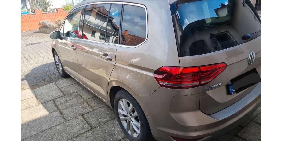 VW Touran 183.500 km 17.500 &euro; Neuwied 56567