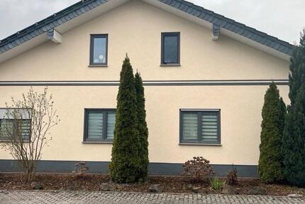 Haus Weißenthurm - 8 Zimmer, 260 m&sup2;, 720.000&euro; | Angebot:26670078