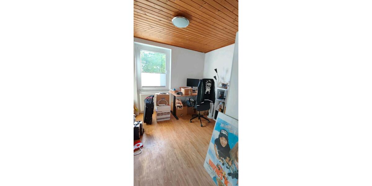 Etagenwohnung Urmitz - 7 Zimmer, 160 m&sup2;, 280.000&euro; | Angebot:26709840