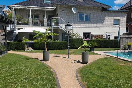Haus Breitscheid - 16 Zimmer, 270 m&sup2;, 595.000&euro; | Angebot:26727836