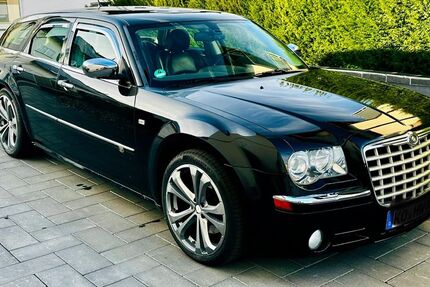 Chrysler 300C 171.000 km 8.500 &euro; Koblenz 56072