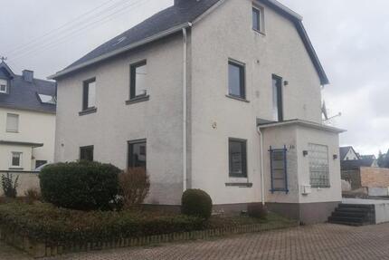 Haus Mayen - 6 Zimmer, 140 m&sup2;, 1.200&euro; | Angebot:26539738