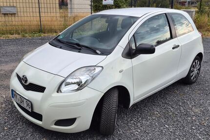 Toyota Yaris 211.000 km 2.000 &euro; Andernach 56626
