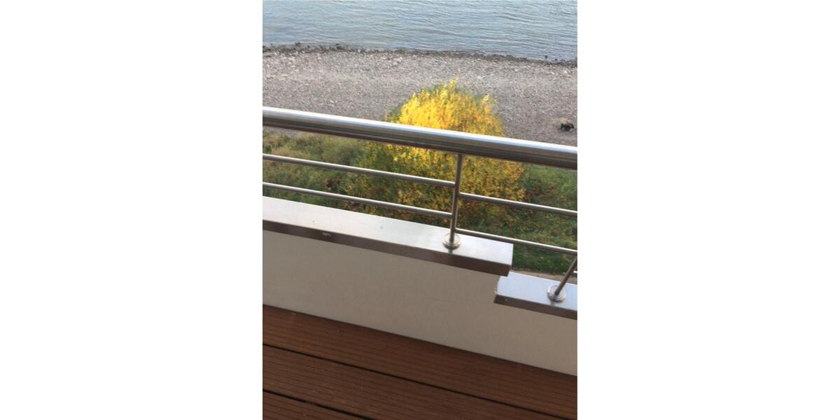 Traumblick 2-Zimmer-Wohnung mit Balkon und Einbauküche in Koblenz 2 zimmer