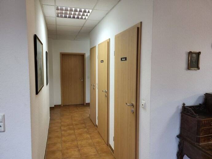 Gewerbeobjekt Simmern - 6 Zimmer, 159 m&sup2;, 1.590&euro; | Angebot:23982562