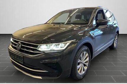 VW Tiguan 52.400 km 28.880 &euro; Kruft 56642