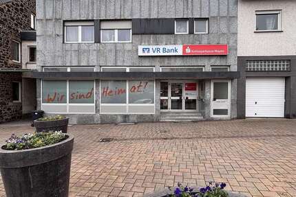 Büro in Andernach-Miesenheim 330 € 155 m² zimmer