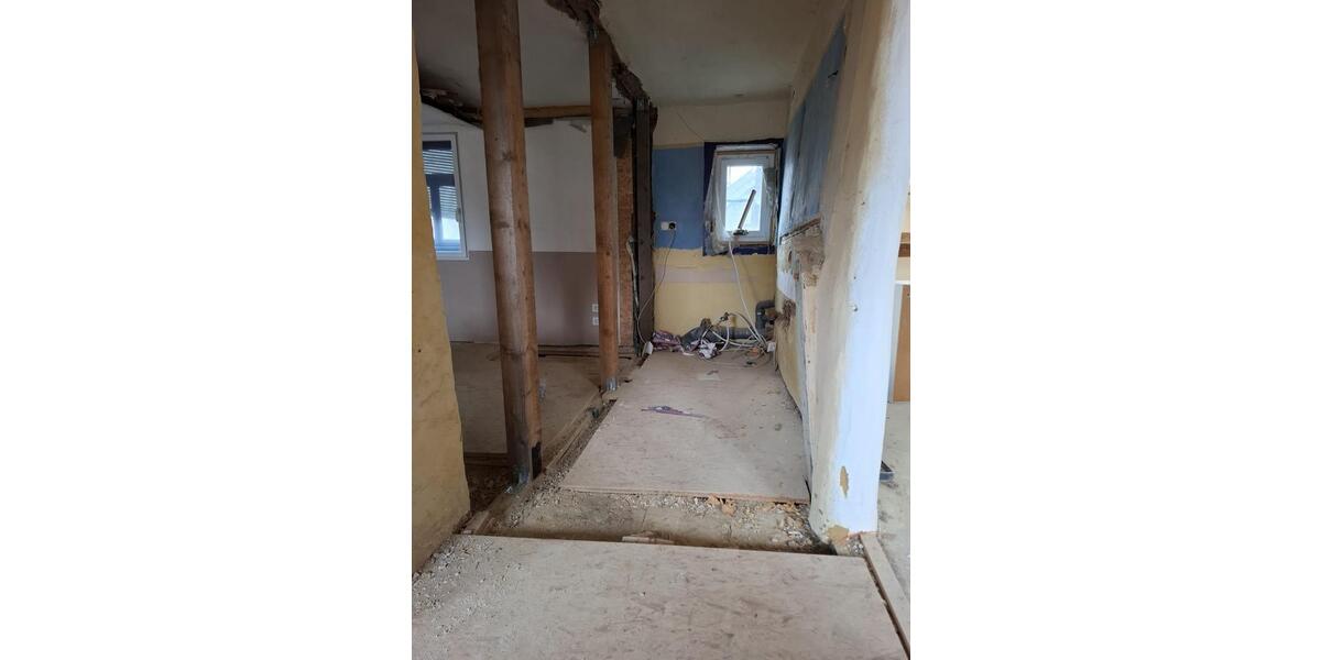 Bauernhaus, Landhaus Beltheim - 5 Zimmer, 110 m&sup2;, 55.000&euro; | Angebot:26975767