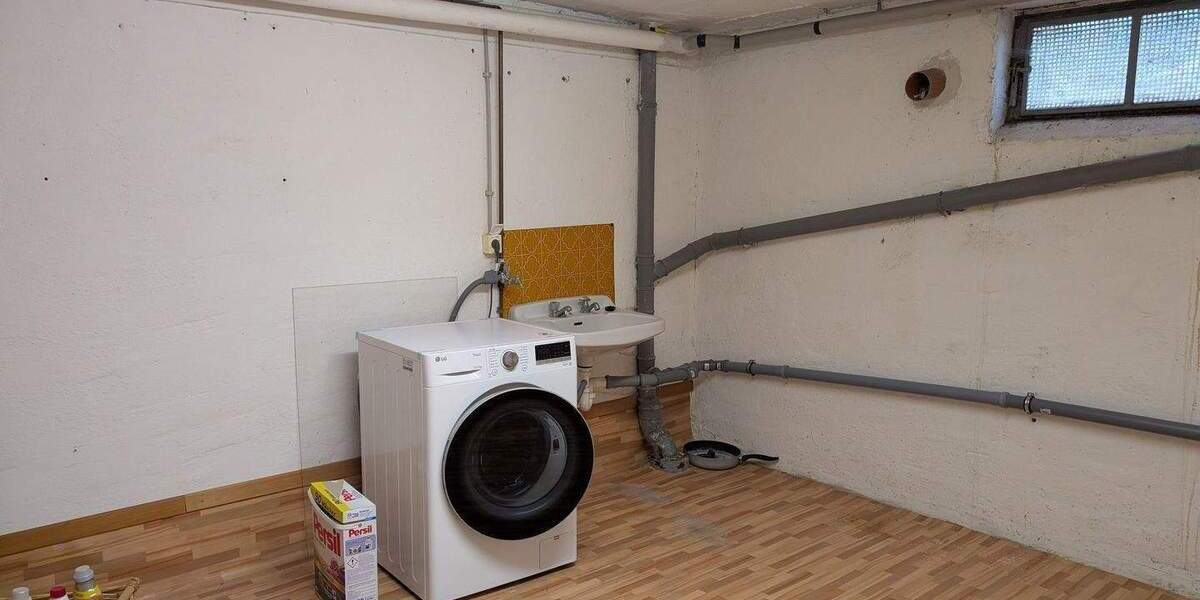 Mehrfamilienhaus, Wohnhaus Emmelshausen - 7 Zimmer, 170 m&sup2;, 249.000&euro; | Angebot:26542994